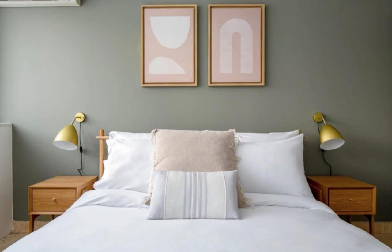 Bright 1Bedroom Apartment Centrally Located With Most Beautiful Views From Seine At 10 Minutes Walking From Beaugrenelle Shopping Mall And Eiffel Tower Παρίσι Εξωτερικό φωτογραφία